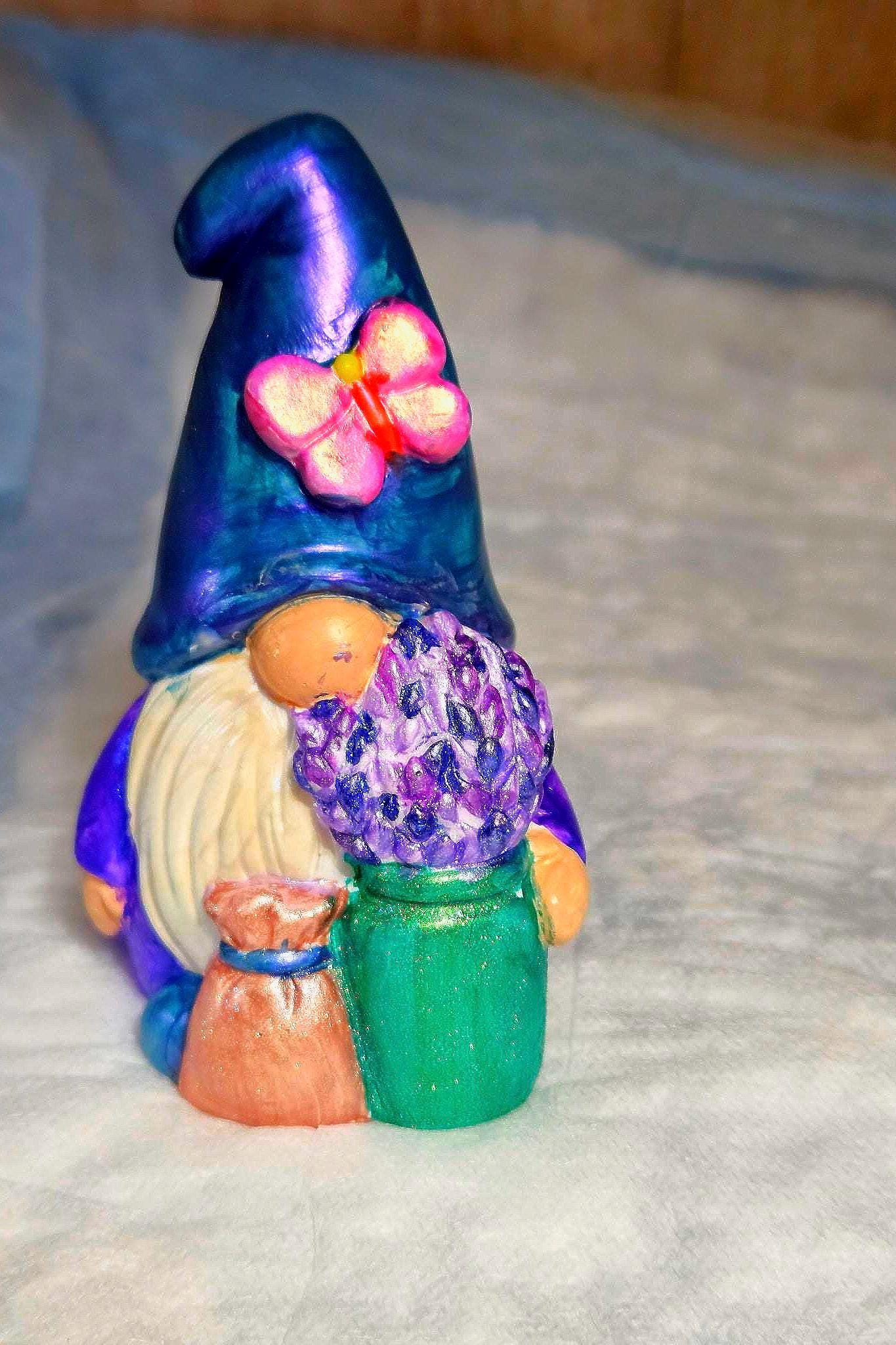 Handpainted Lavender Gnomes, Iridescent Flower Pot Gnomes, Ceramic Gnome Set, Whimsical Garden Decor, Patio Porch Decor, Plant Lover Gift